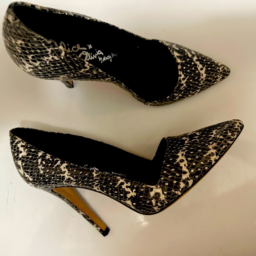 Alice + Olivia Dina Snakeskin Heel